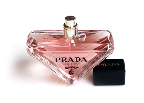 prada perfume women reviews